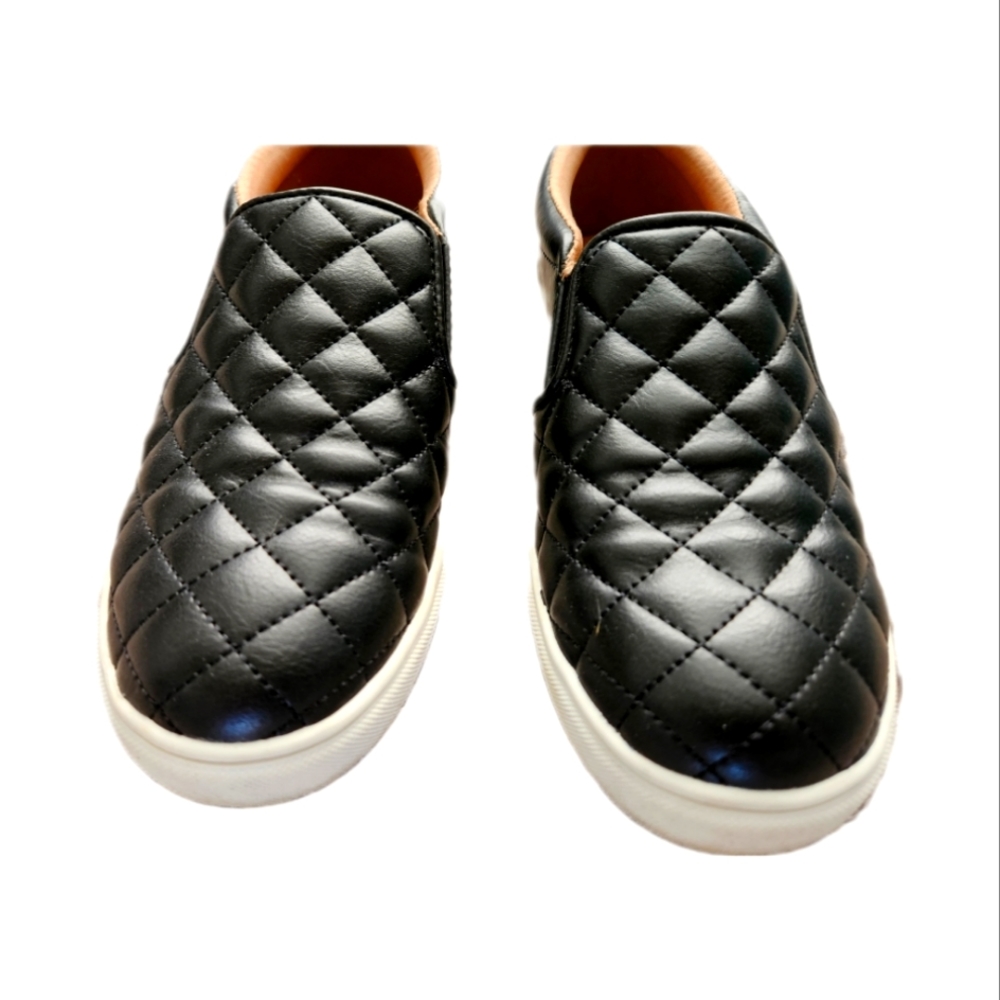 Quilted Sneakers size 6
